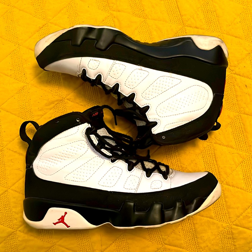 Air Jordan 9 “Playoffs” OG